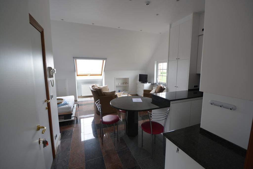 Ps Orion Apartment Wenduine Bagian luar foto