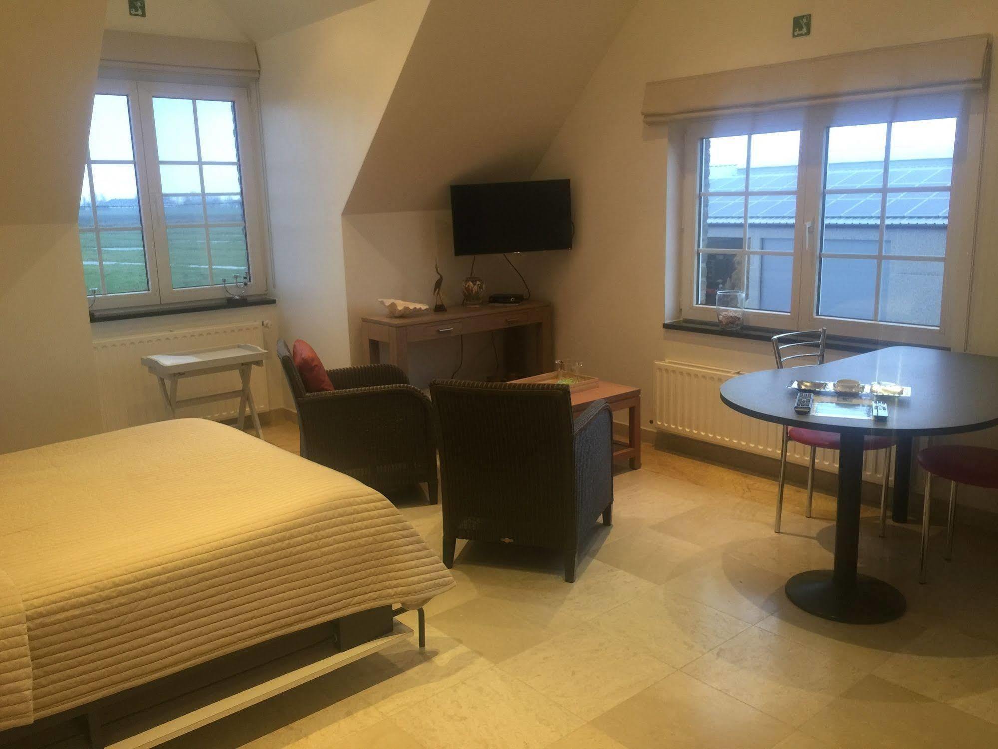 Ps Orion Apartment Wenduine Bagian luar foto