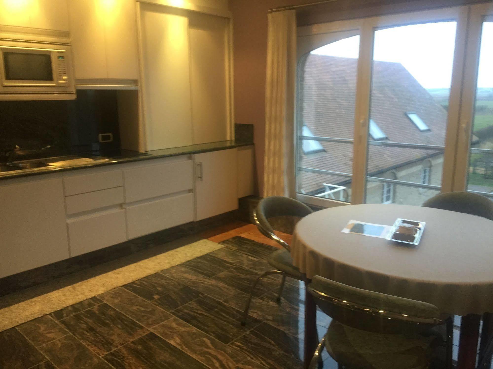 Ps Orion Apartment Wenduine Bagian luar foto